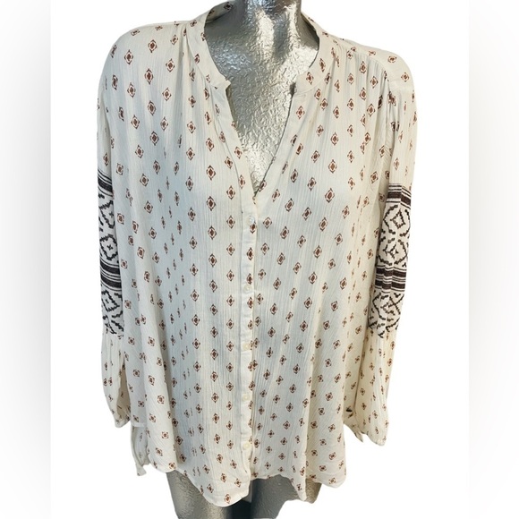 O'Neill Tops - O’Neill Bohemian relaxed fit button front, Peasant Top, long sleeve, Medium